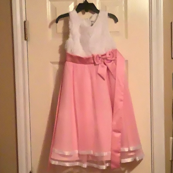 Girls dress - Picture 1 of 1